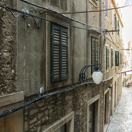 Antini Trudi Σίμπενικ