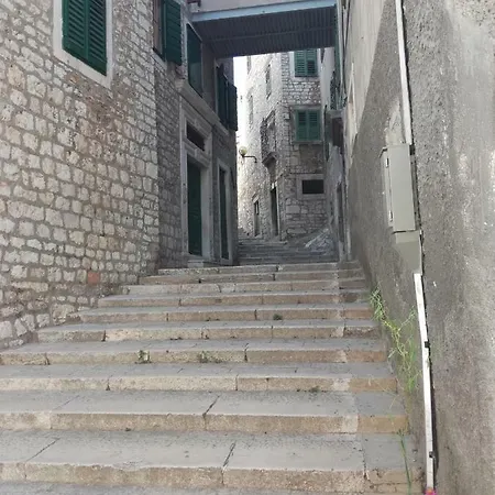 Antini Trudi Apartment *